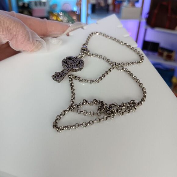 Gucci 925 Silver Key Motif Double G Logo Charm Necklace Men’s Women’s - Picture 8 of 13